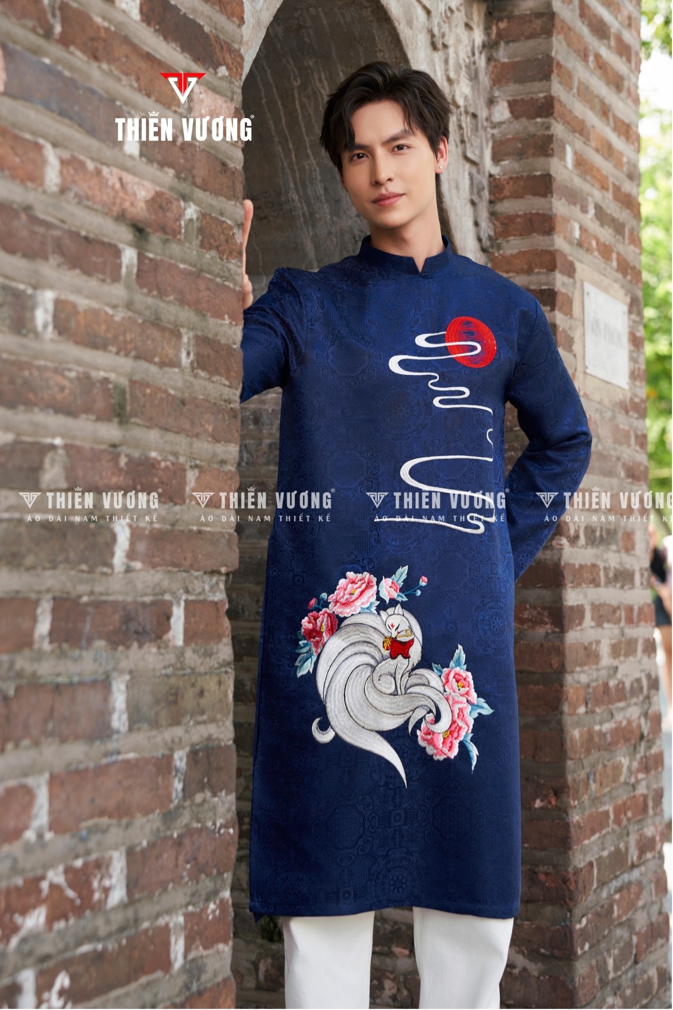 ÁO DÀI NAM THÊU HỒ LY